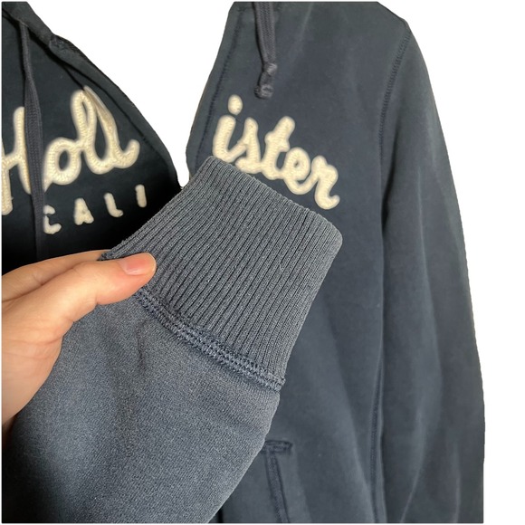 Hollister Y2K Navy Graphic Logo Fur Hoodie Size L Zip Up 00s Warm Heavy Nostalgi - Picture 4 of 9